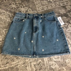 PacSun Blue Daisy 5-Pocket Skirt